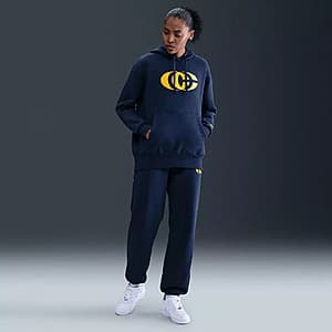 Nike Caitlin Clark Basketball Phoenix Fleece Pullover Women's Hoodie in Midnight Navy with drawstring hood and kangaroo pocket.