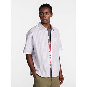 No Boundaries men's short-sleeve boxy fit button-up oxford shirt in gravel gray cotton.