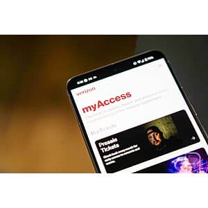 Select Verizon myAccess Members: $10 Off Fandango Movie Ticket Promo Code Free (My Verizon App Required)