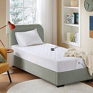 Prime: Beautyrest Cotton Blend Quilted Heated Mattress Pad w/ Controller (Twin ) $33.50 + Free S&H