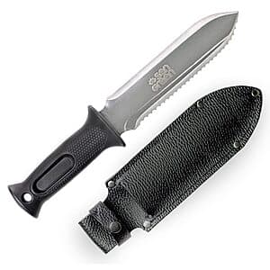 Sengreen 7.5-inch hori digging knife with black handle and metal blade, displayed with matching sheath.