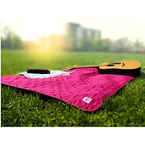 T-Mobile Customers: T-Mobile Branded Outdoor Blanket Free to Claim via T-Life App (In-Store Redemption Only)
